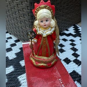 1999 Madame Alexander Hallmark Keepsake Red Queen Ornament w/box Bundle2save!